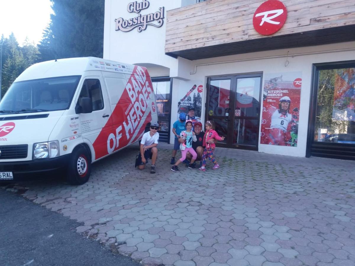 Готель Club Rossignol Пояна-Брашов Екстер'єр фото